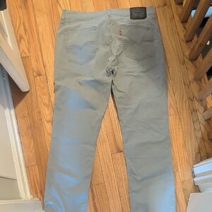 Levi's 514 Men's Light Gray Straight Jeans